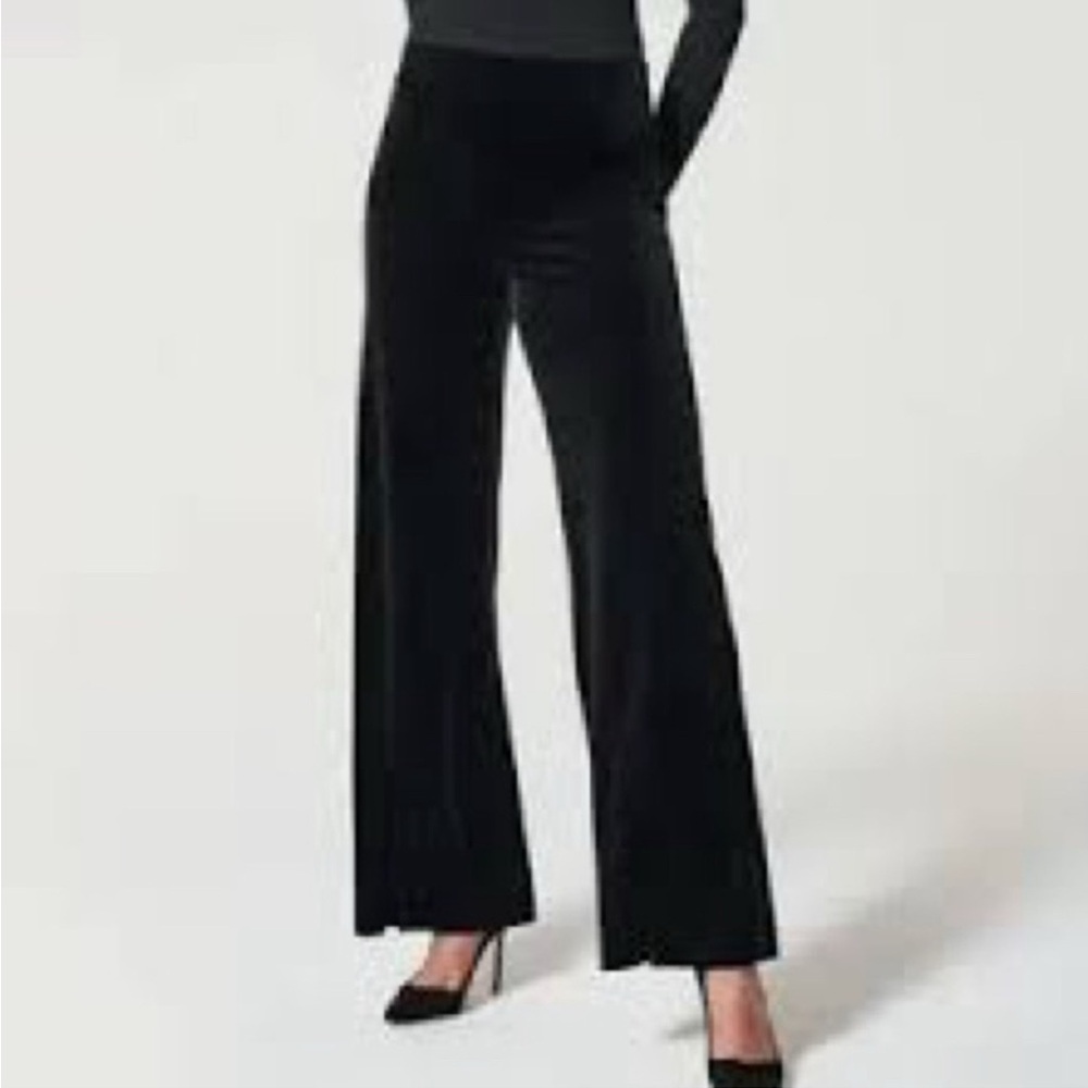 SPANX Holiday- Velour Slit Hem Pants- 1X - Picture 2 of 8